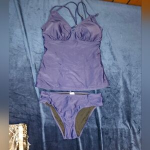 Two-piece swimsuit, size medium